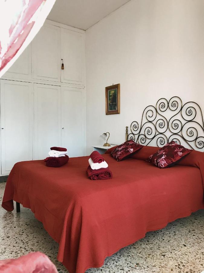 Casa Zi' Peppe Apartment Capranica Exterior photo